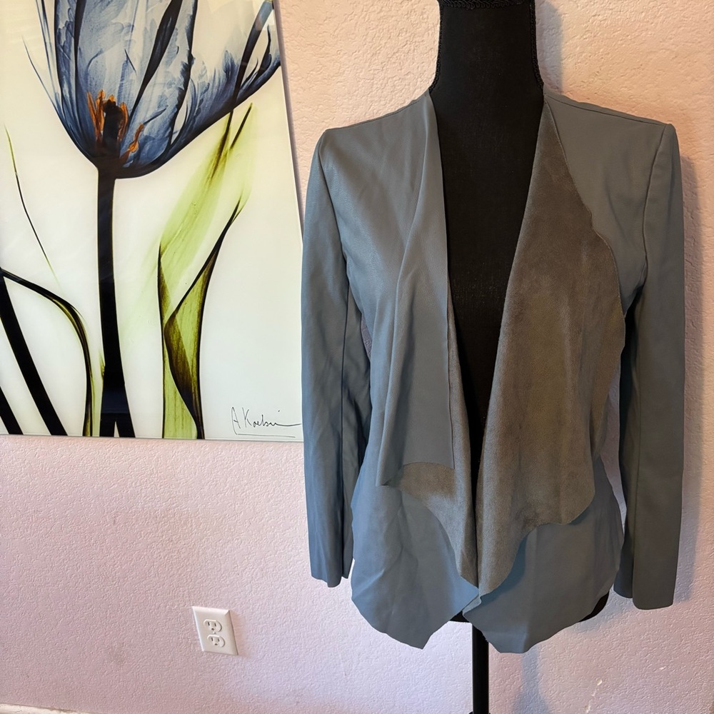 Shirt size small